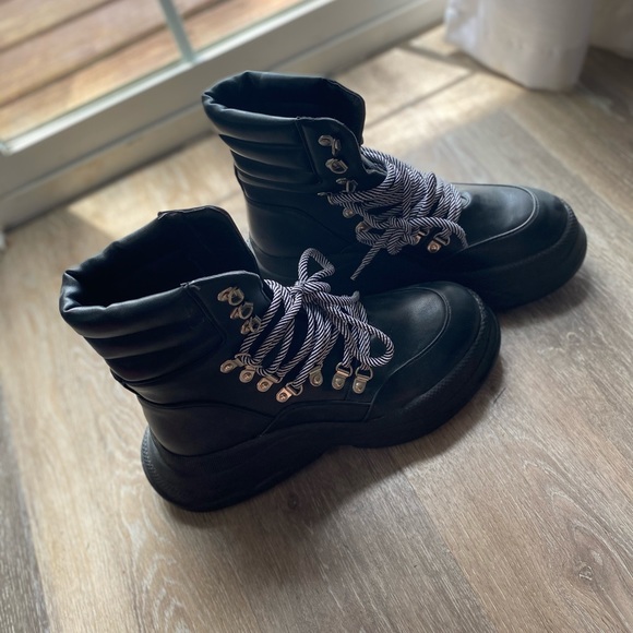 Lamoda black platform boots - Picture 1 of 4